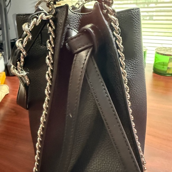 Michael Kors Black Leather Chain Tote Bag - Picture 4 of 16